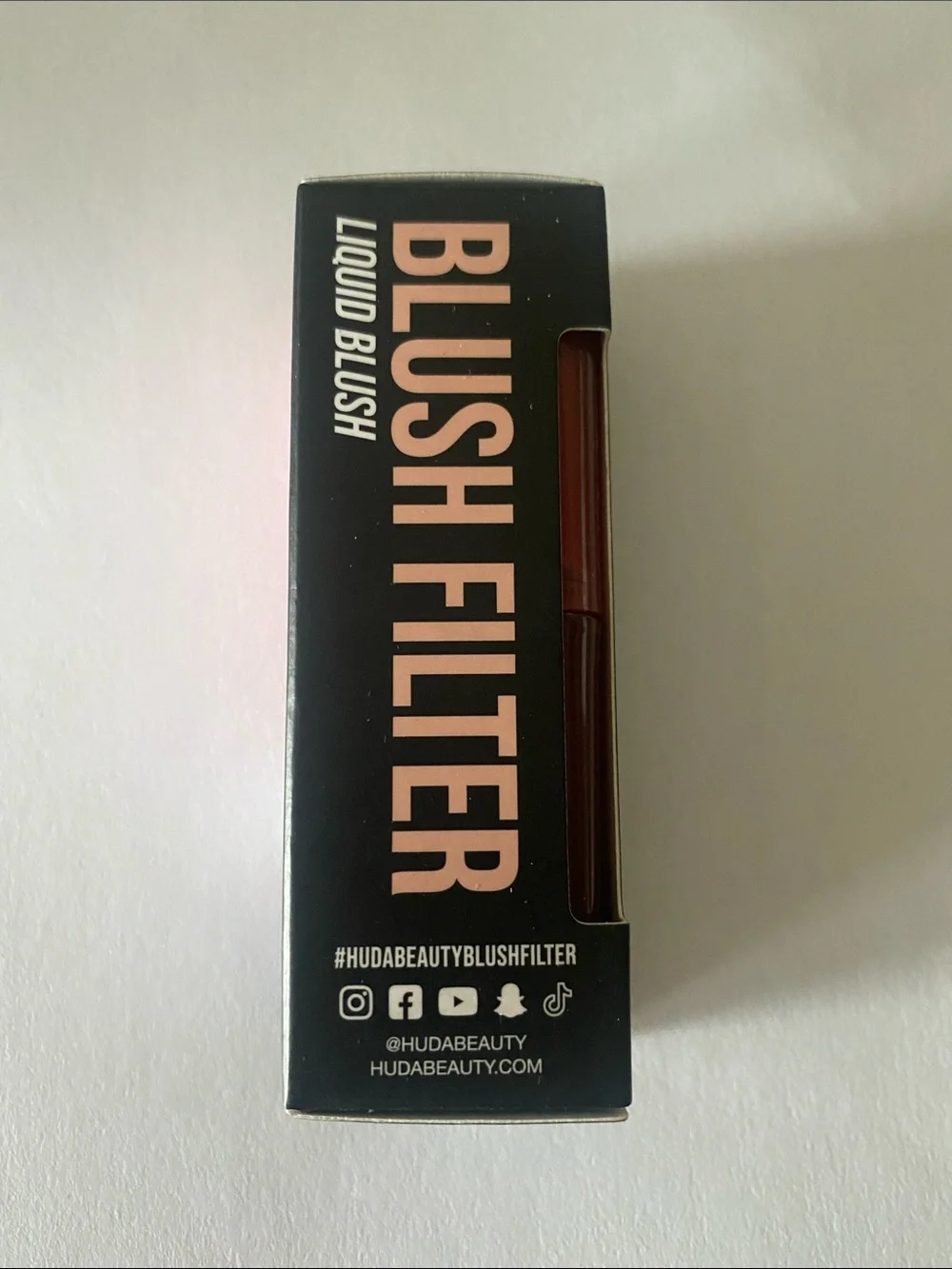 Huda Beauty Strawberry Cream Blush Filter Liquid Blush -Dusty Rose Full Size NEW